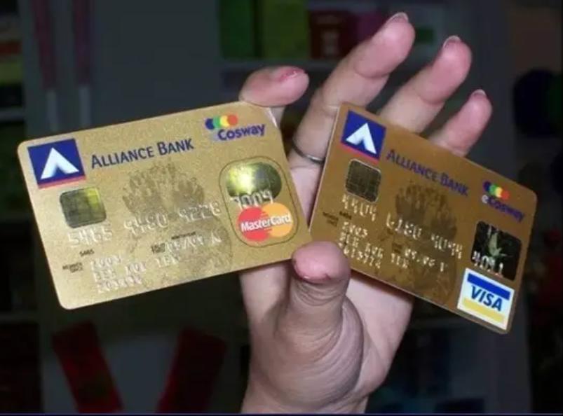 广州白云山体滑坡已致2人死亡，仍有5名被困人员在全力搜救中