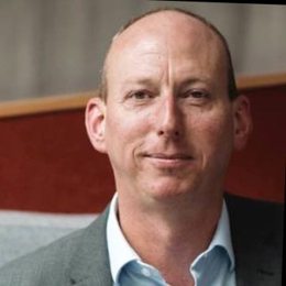 广东省湛江市市场监督管理局开展“带访夜查”促平安活动